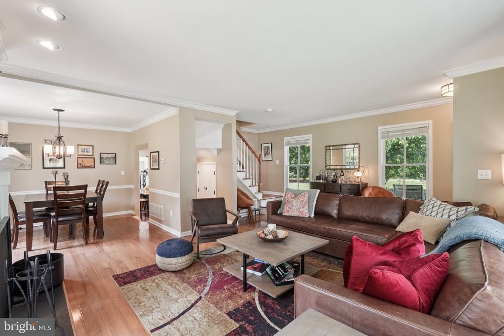 6 Greenwood Ave