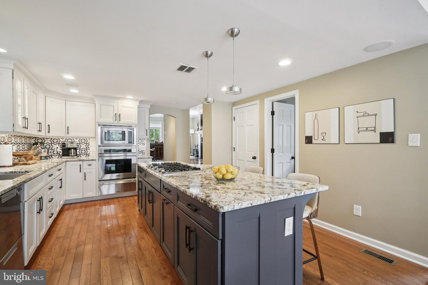 6 Greenwood Ave