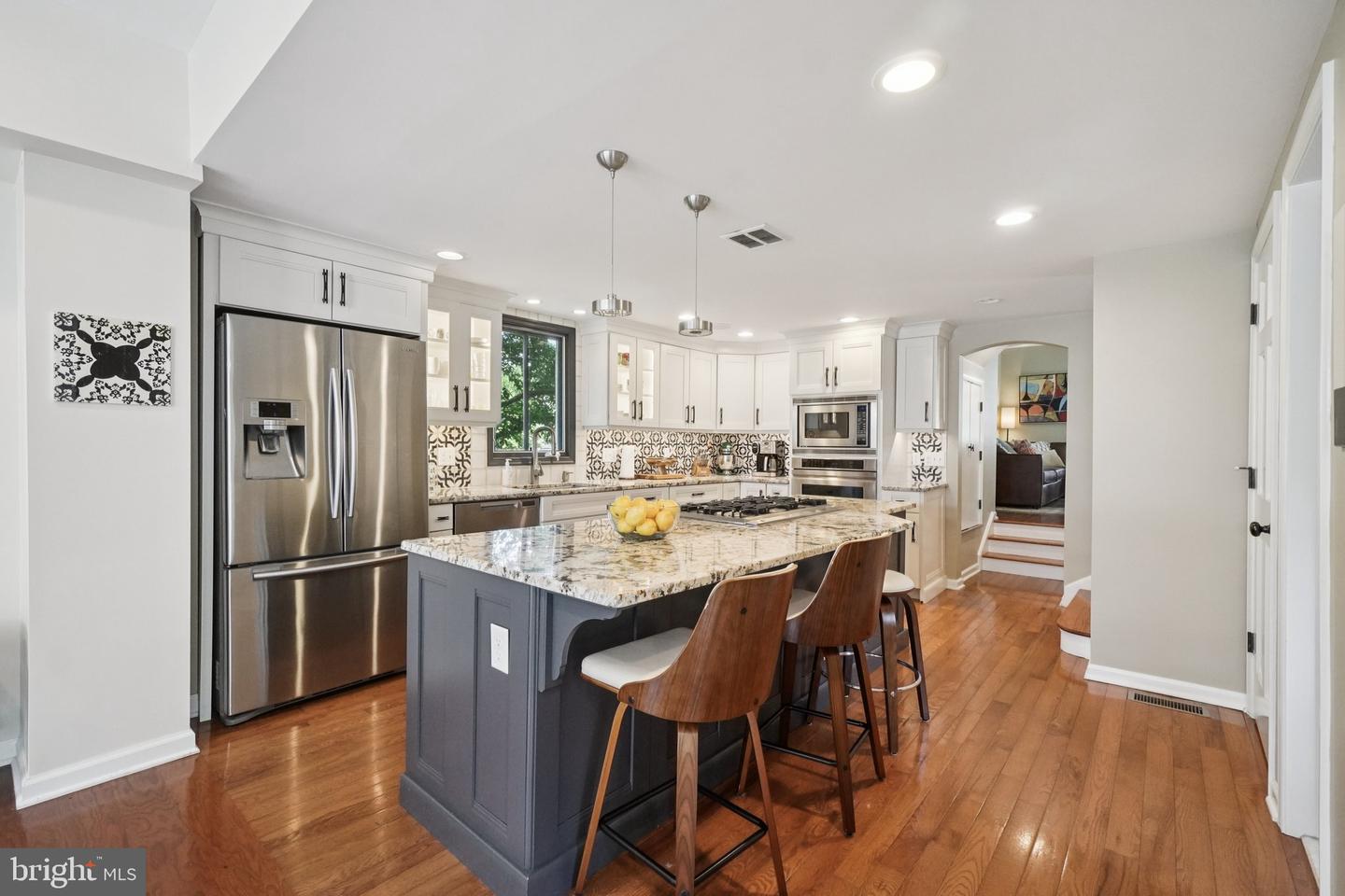 6 Greenwood Ave