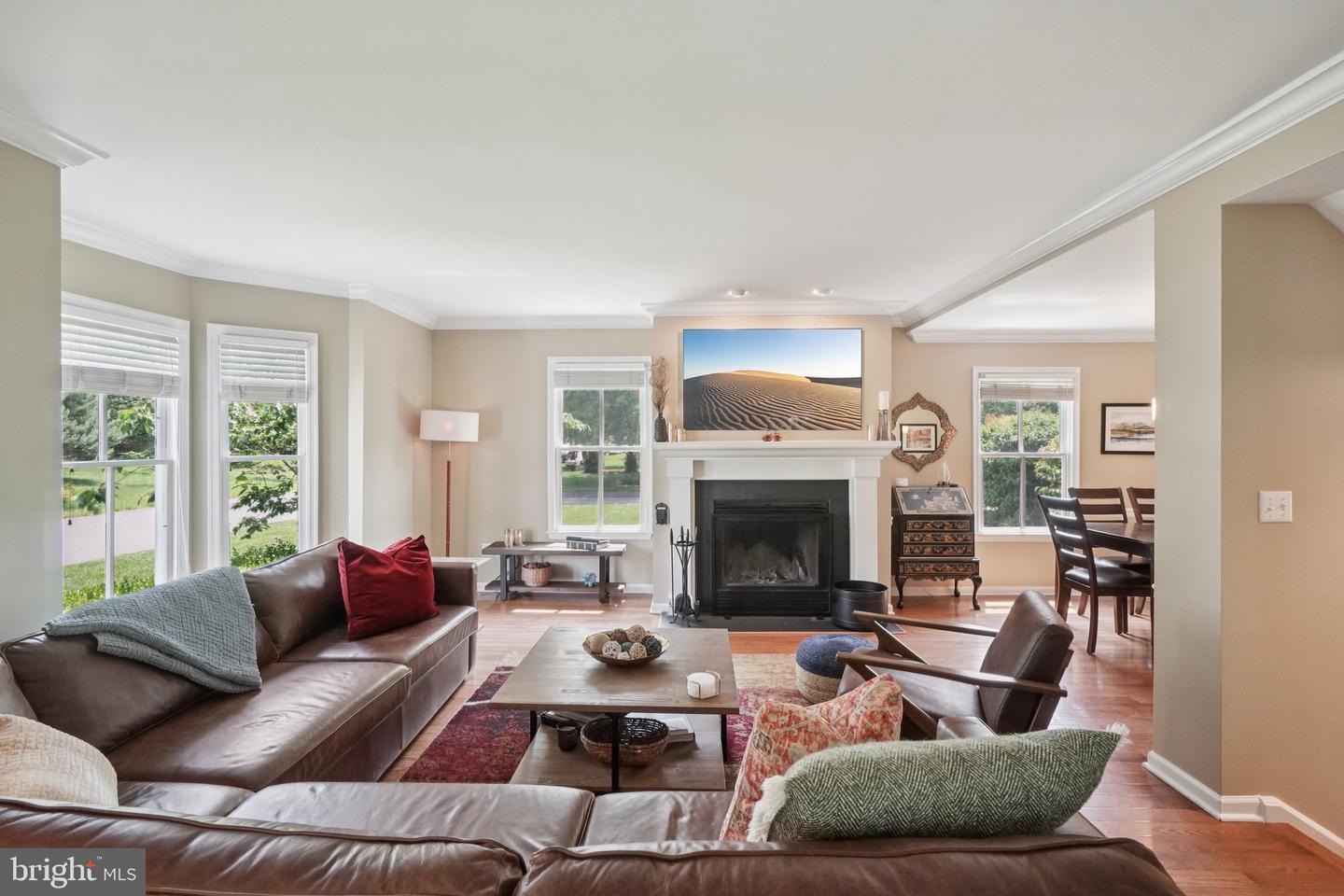 6 Greenwood Ave