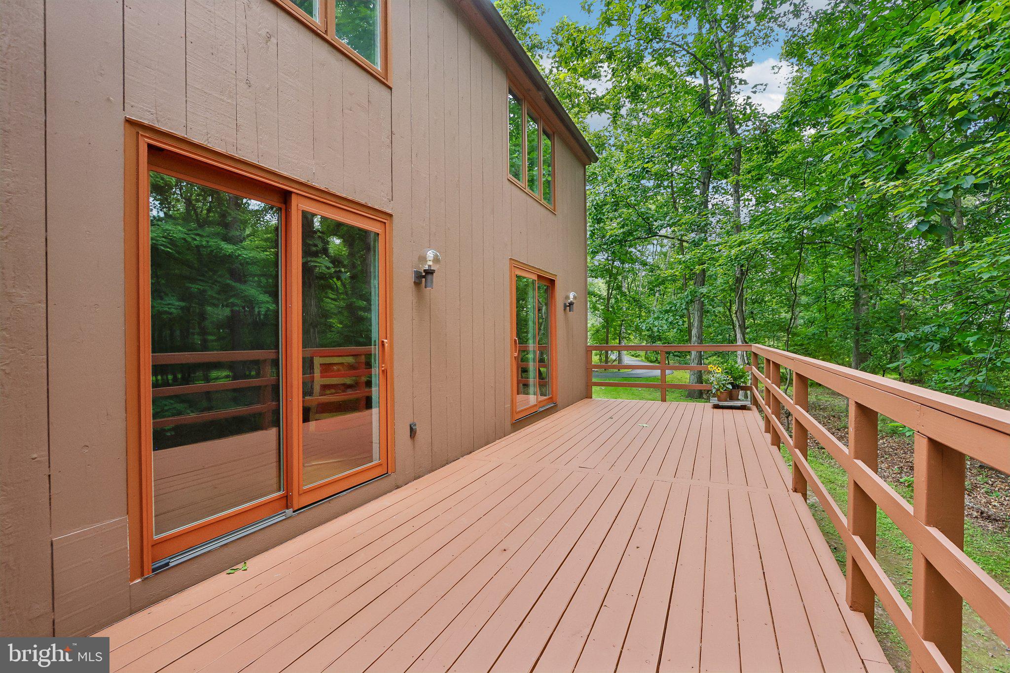 42 PIN OAK ROAD
