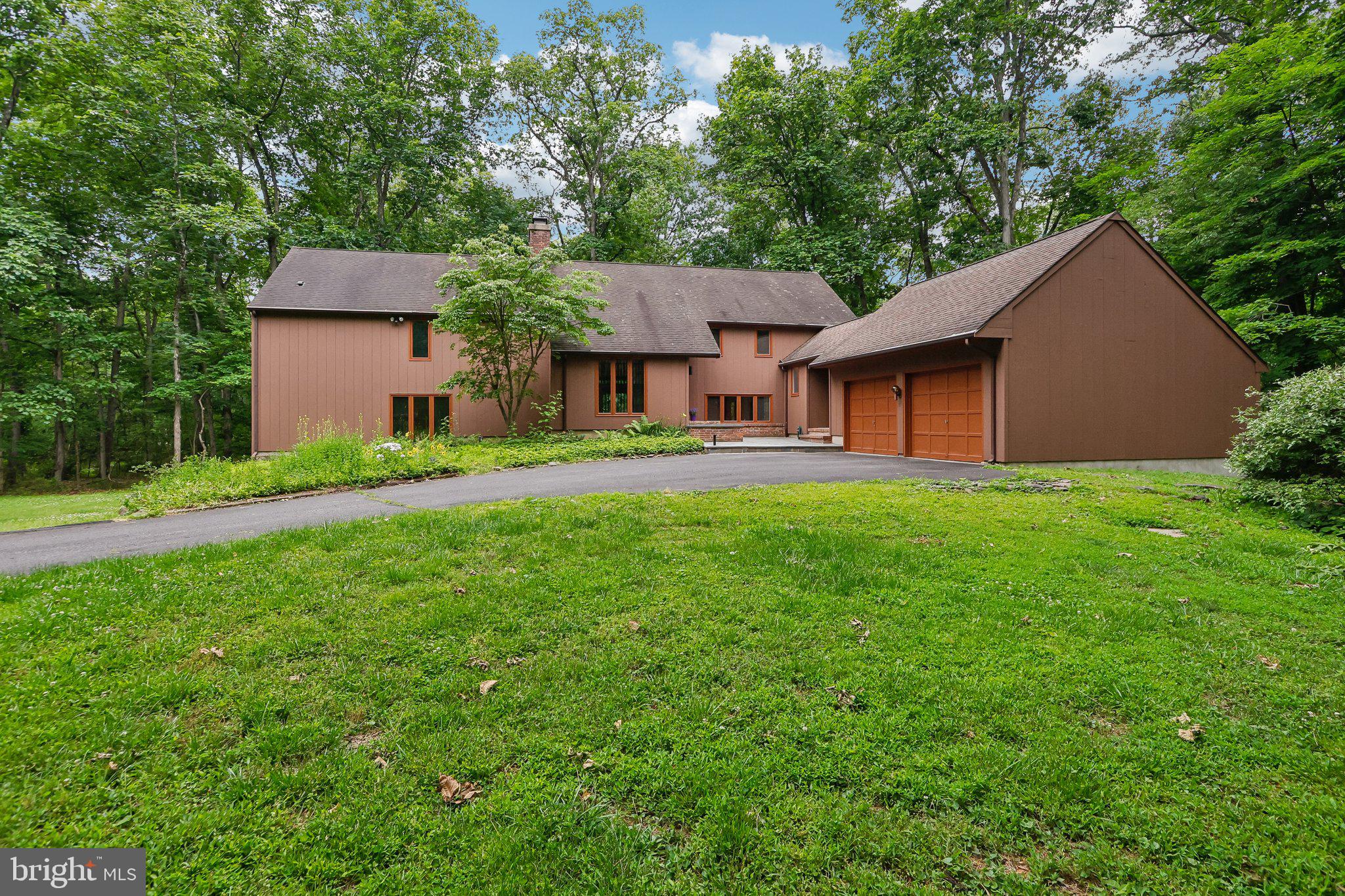 42 PIN OAK ROAD