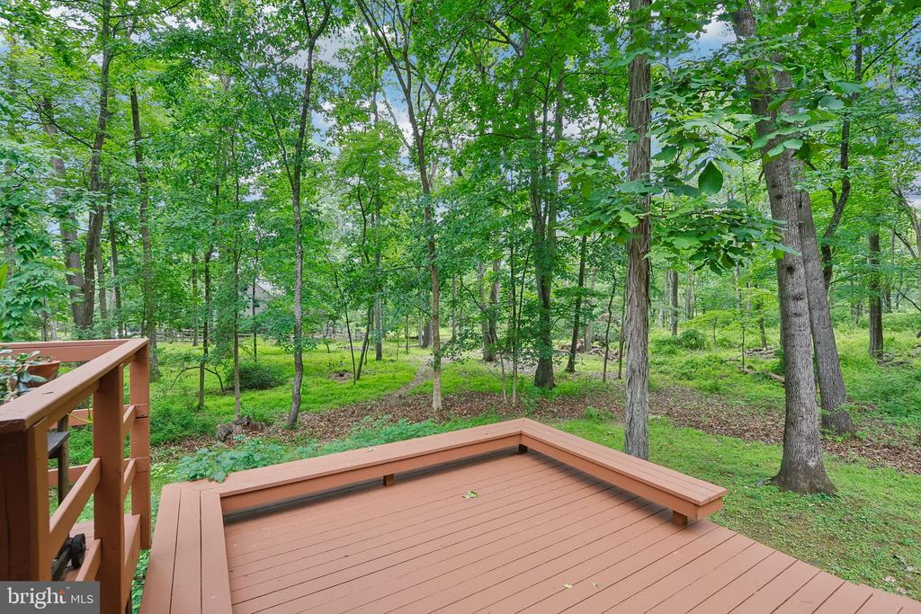 42 PIN OAK ROAD