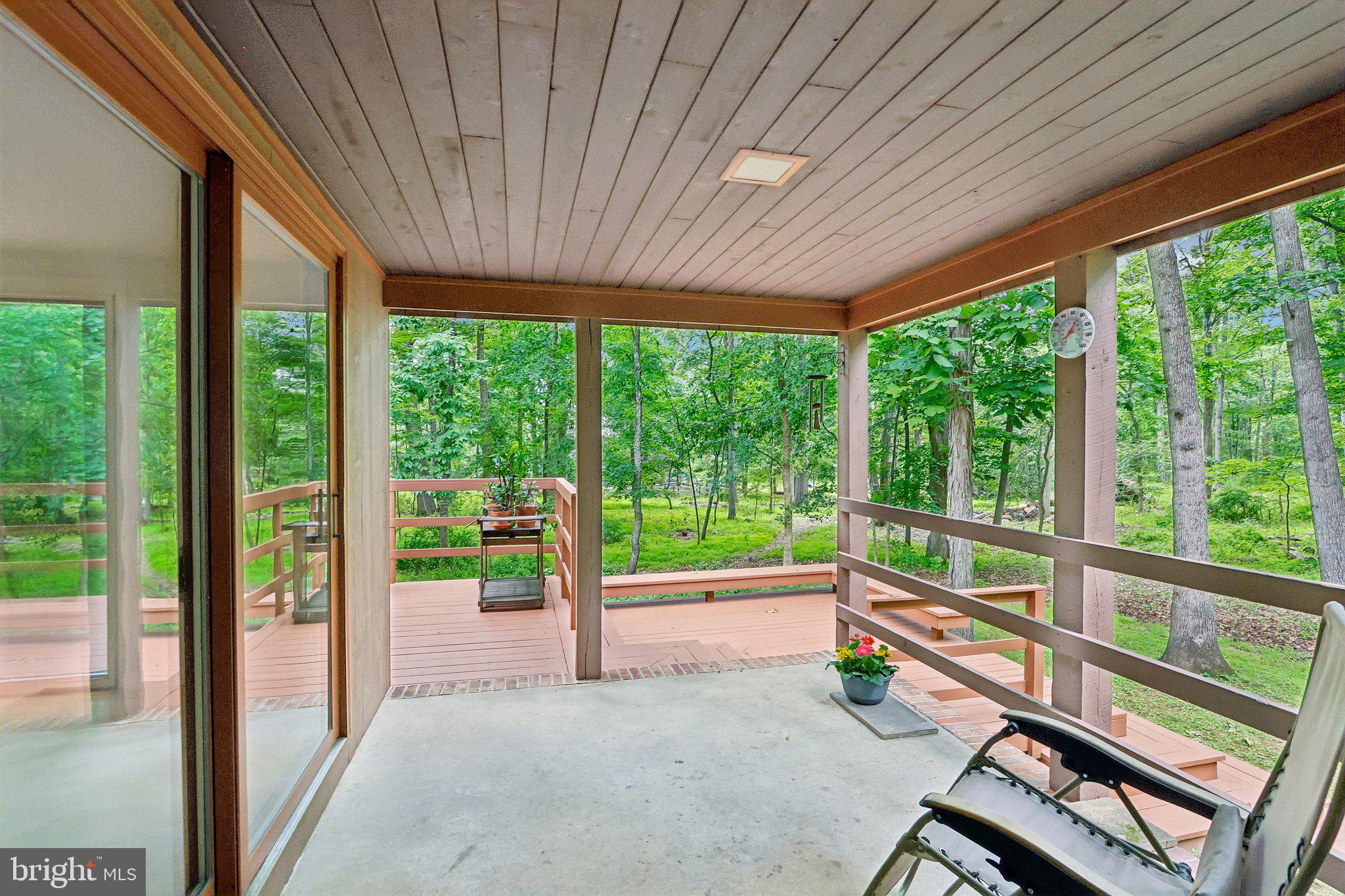 42 PIN OAK ROAD