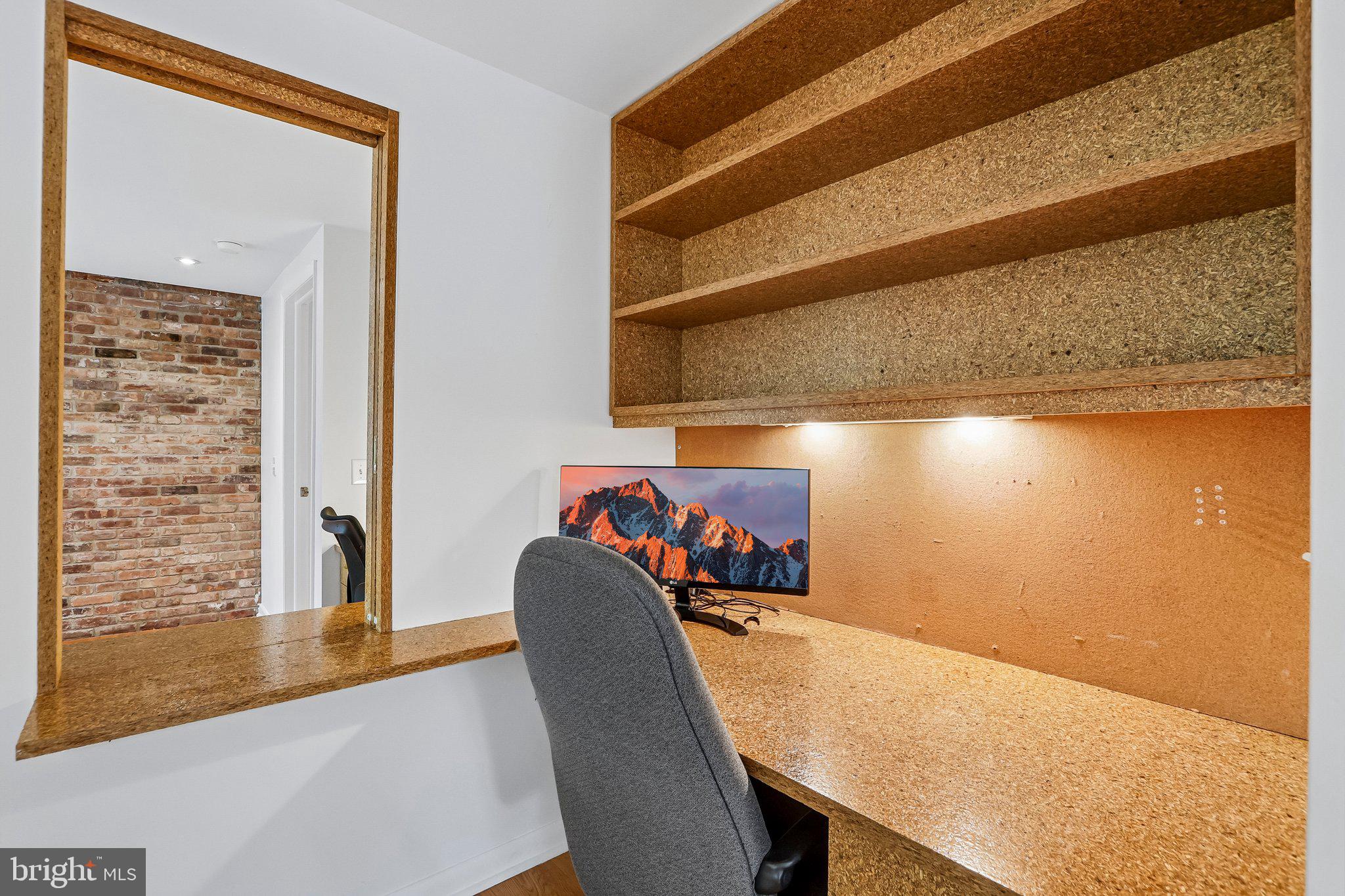 42 PIN OAK ROAD