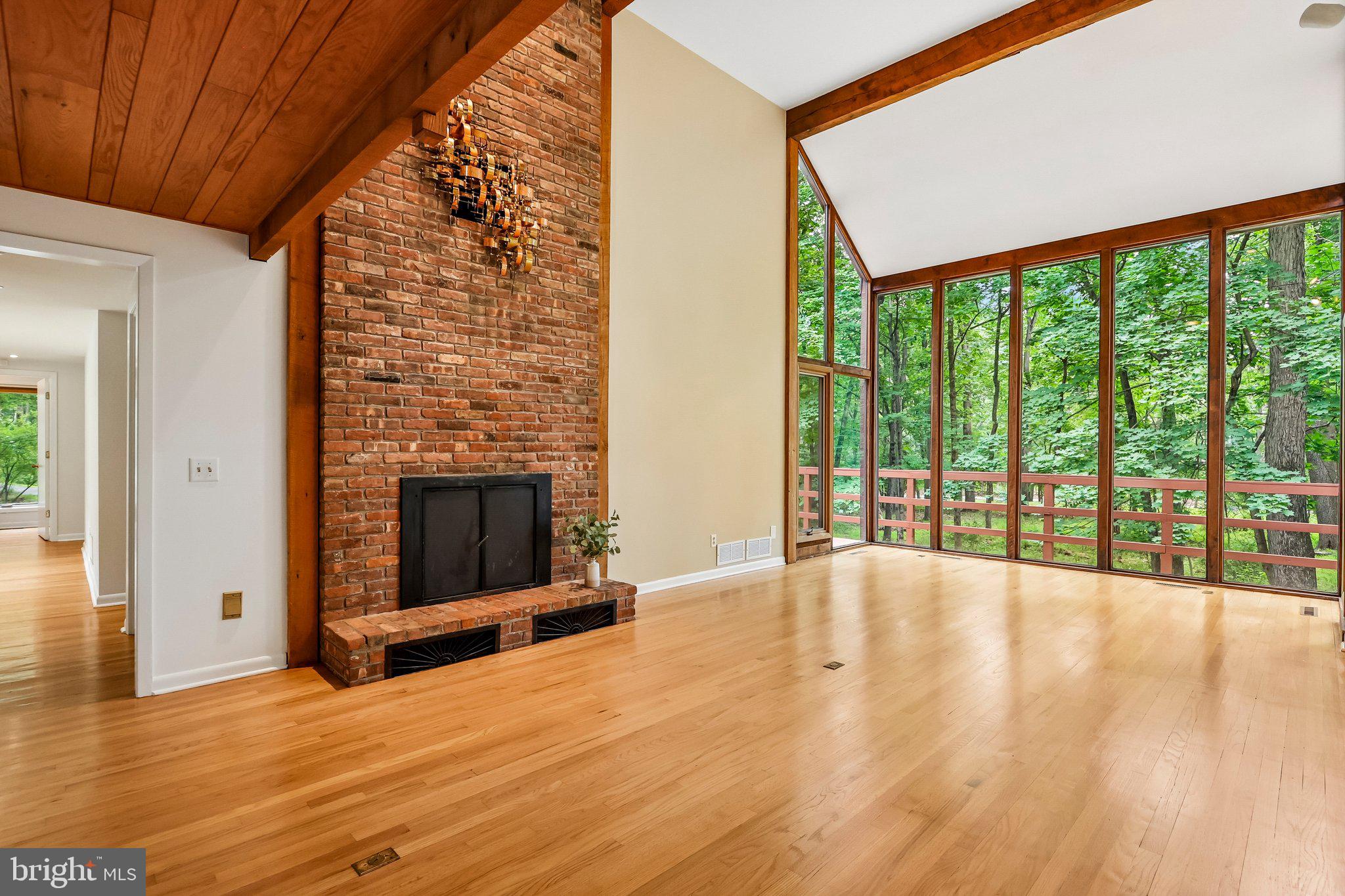 42 PIN OAK ROAD