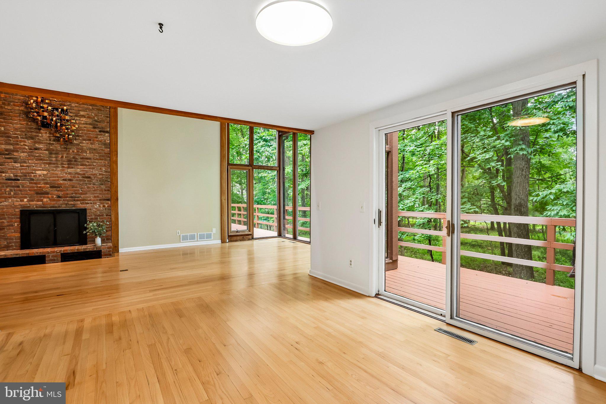 42 PIN OAK ROAD