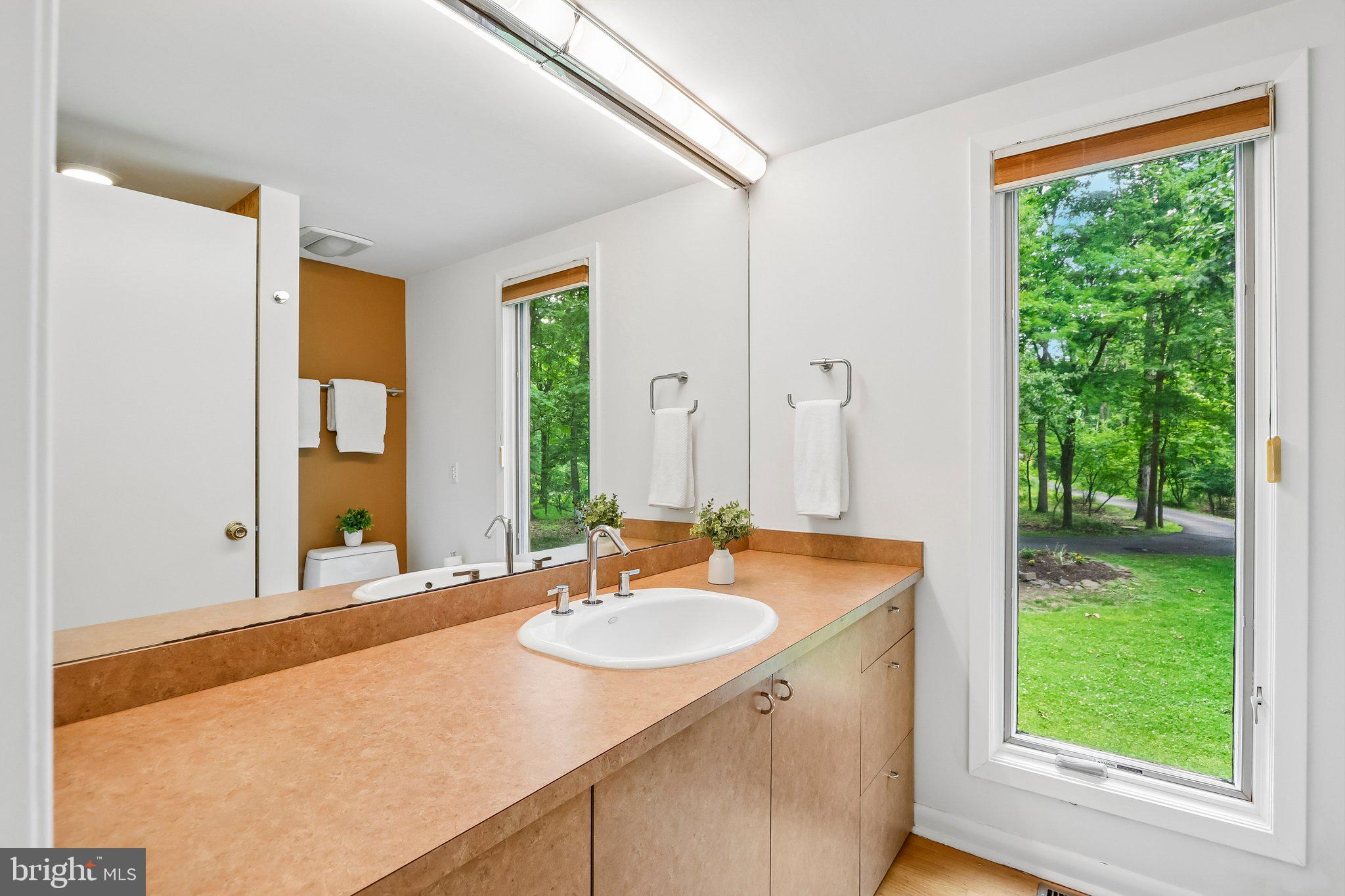 42 PIN OAK ROAD