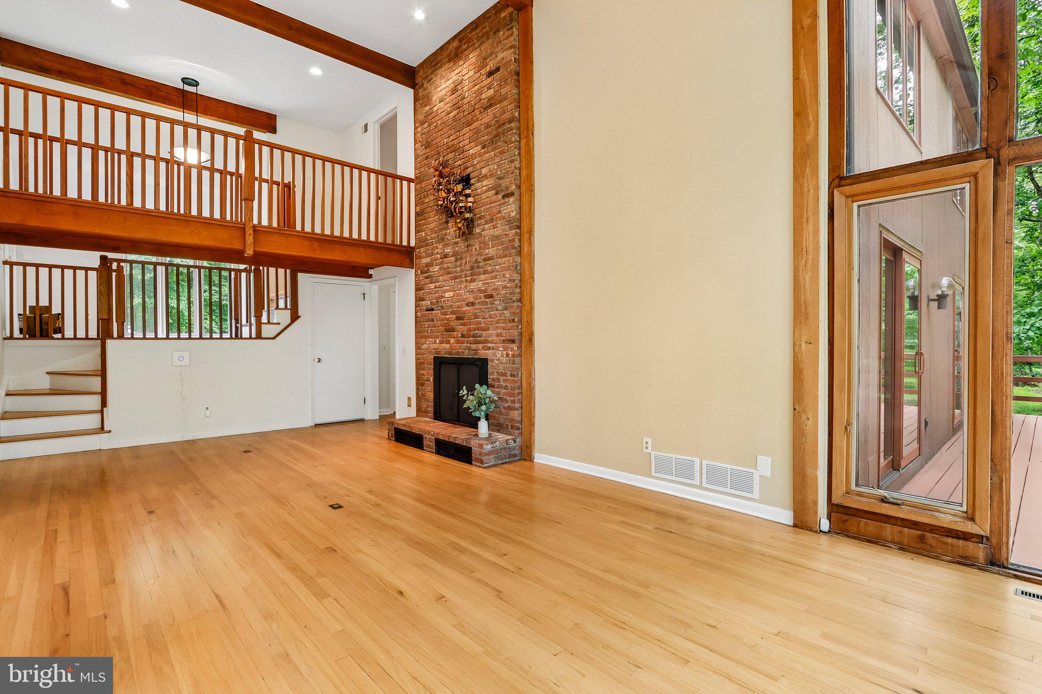 42 PIN OAK ROAD