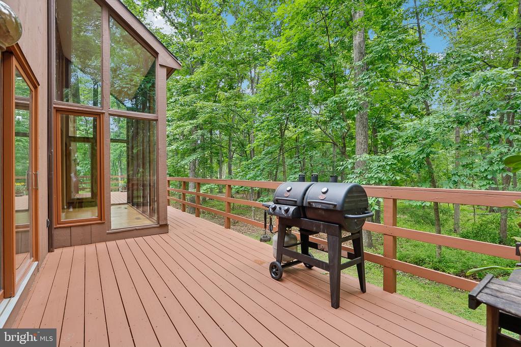42 PIN OAK ROAD