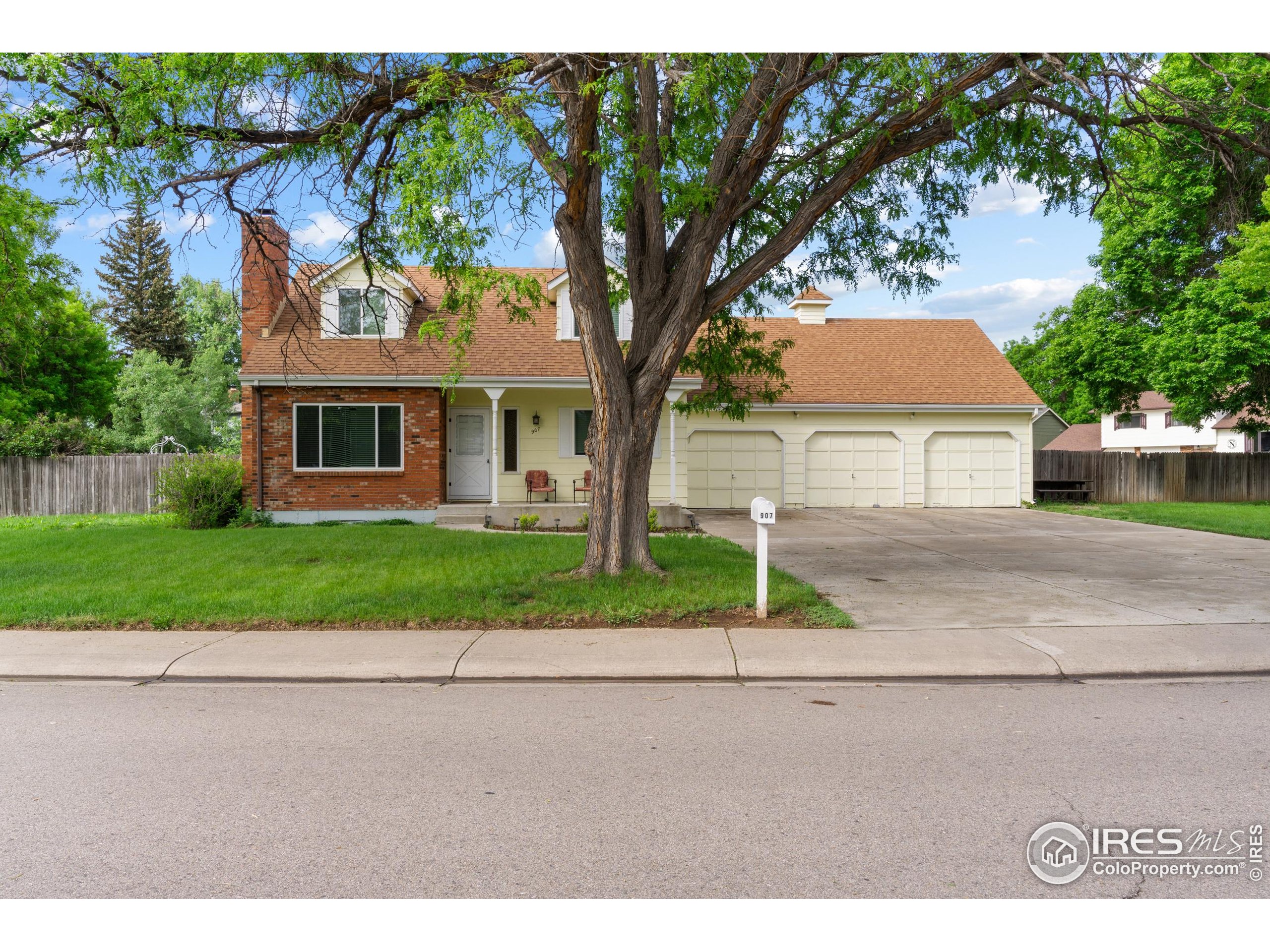 907 Rocky Mountain Way