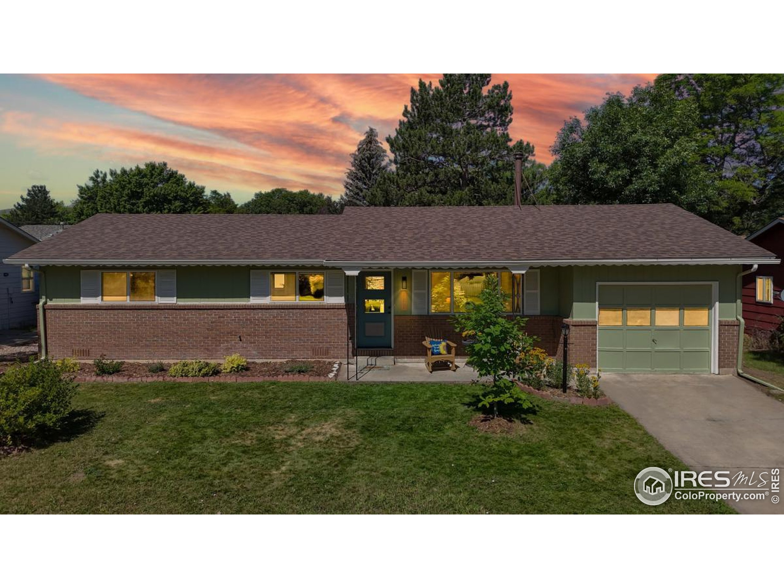 1129 Ponderosa Dr