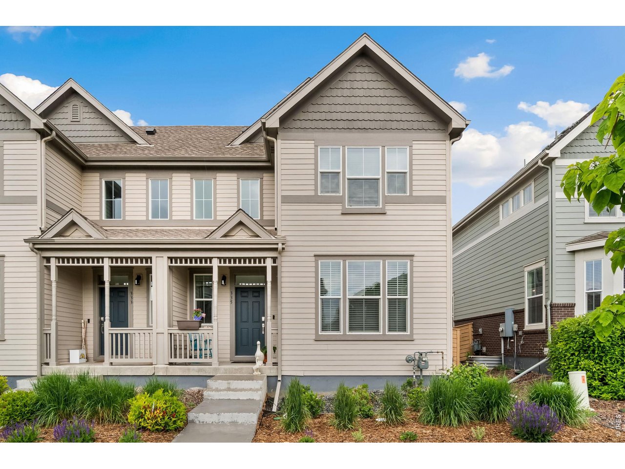 335 Zeppelin Way