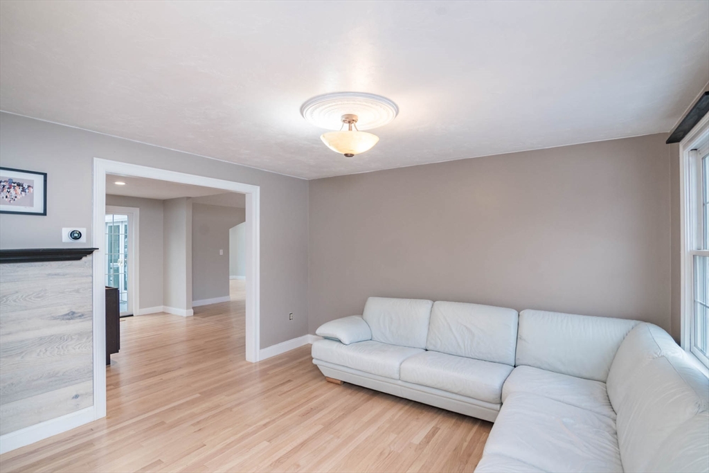 311 Captain Nathaniel Dr.