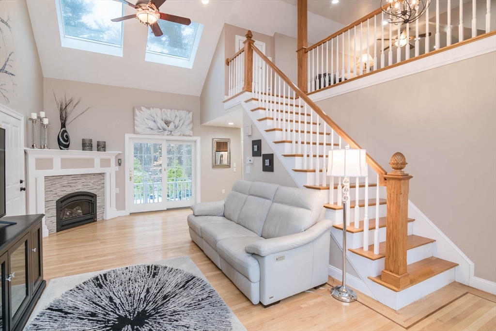 311 Captain Nathaniel Dr.