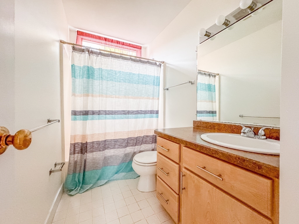 5 Oak Ct # 5