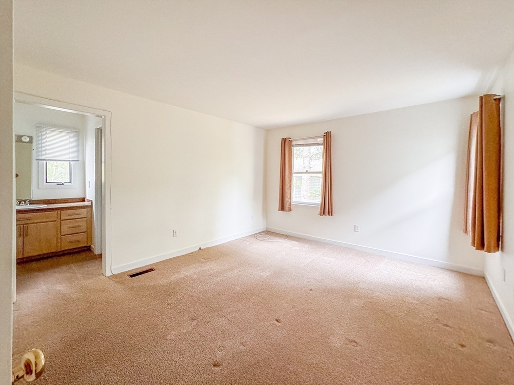 5 Oak Ct # 5