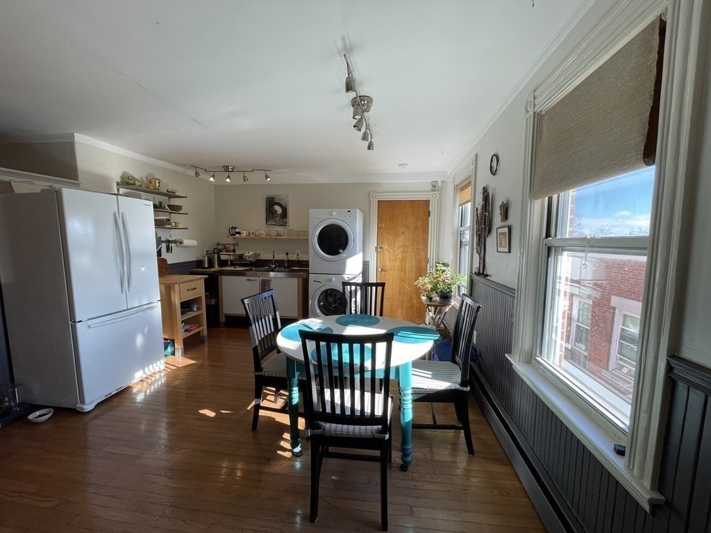 90 Congress St # 4R