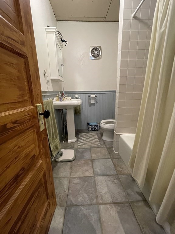 90 Congress St # 4R