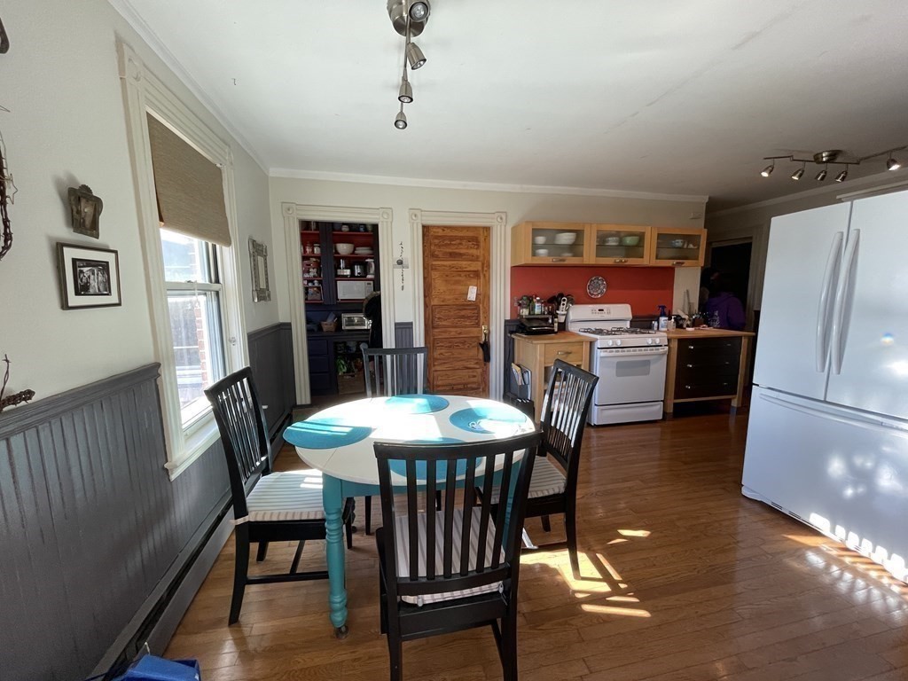 90 Congress St # 4R