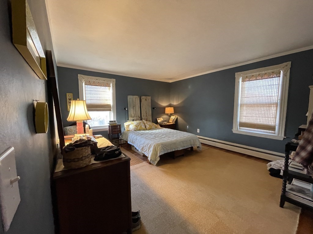 90 Congress St # 4R