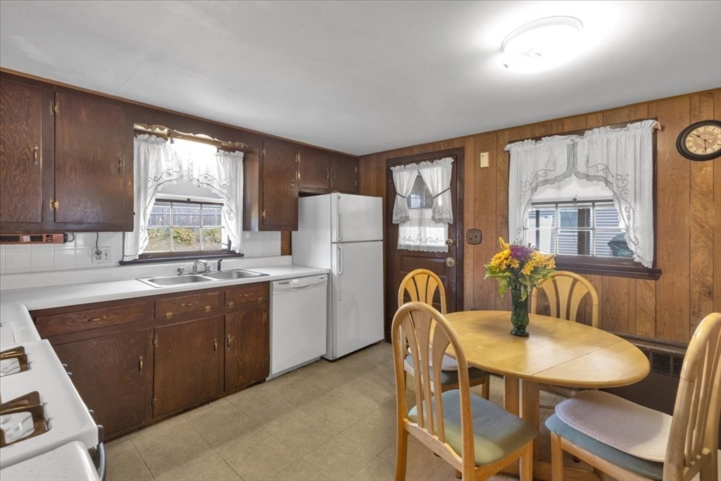 48 Bay State Cir