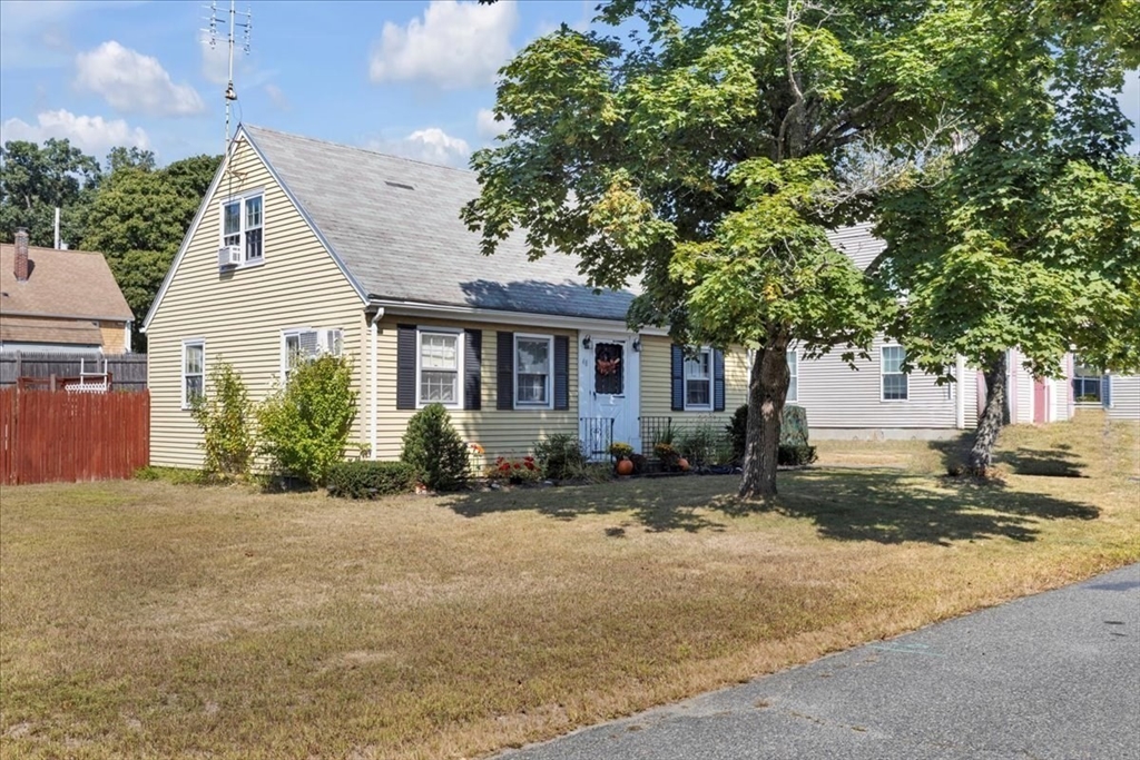 48 Bay State Cir