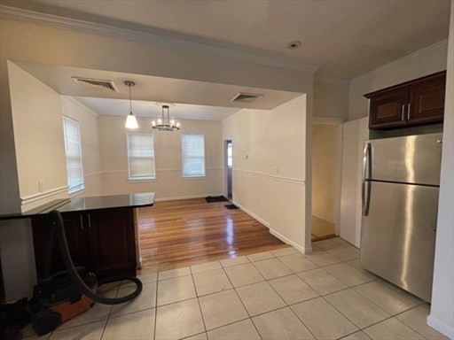 22 Hall Place # 22