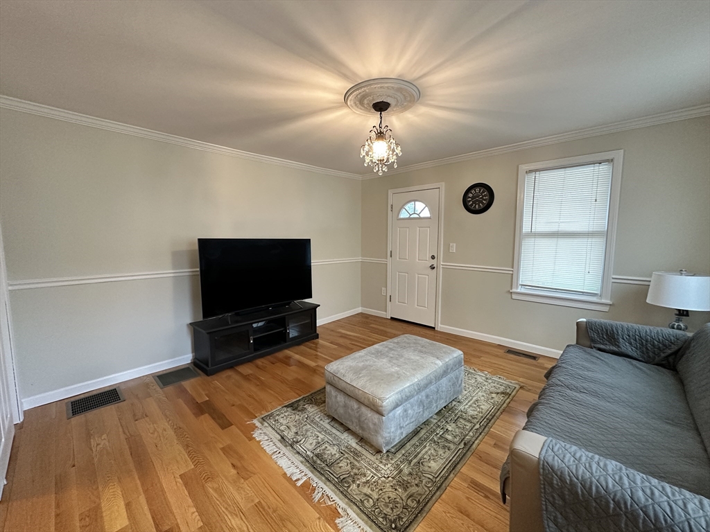 23 Tremont St # 23