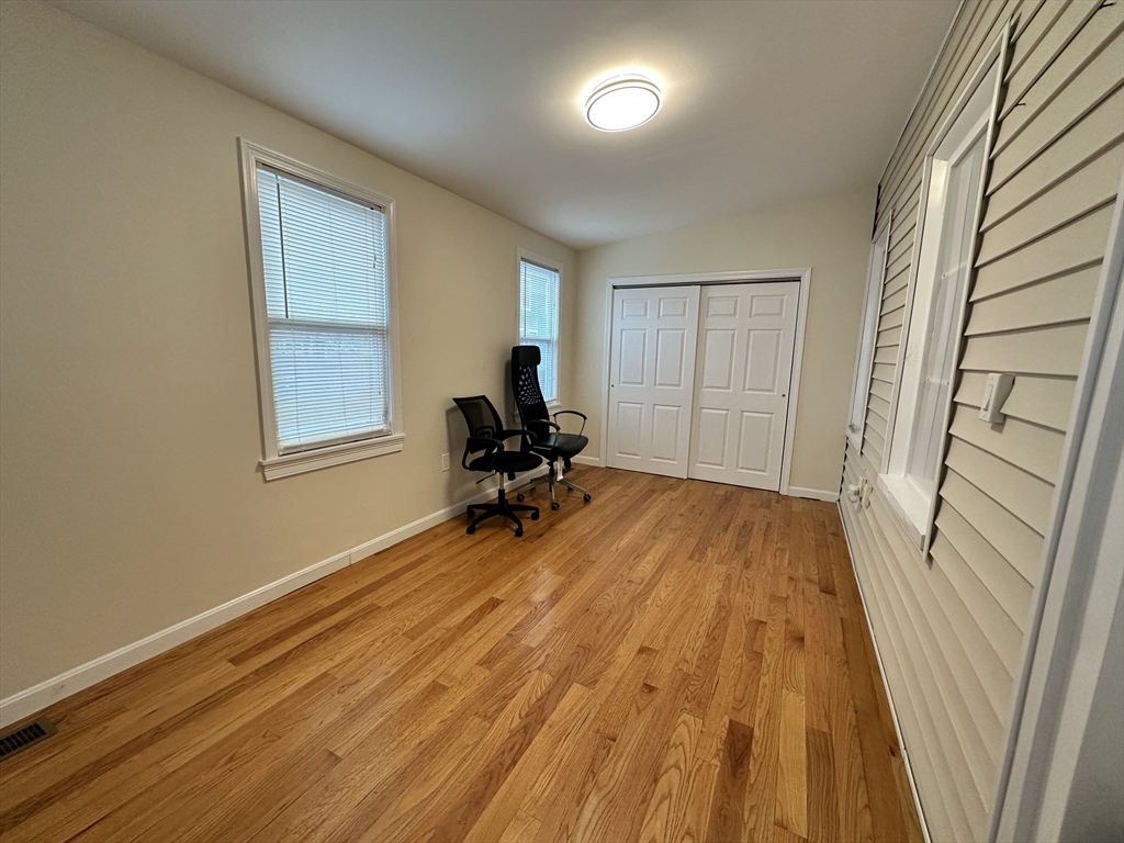 23 Tremont St # 23