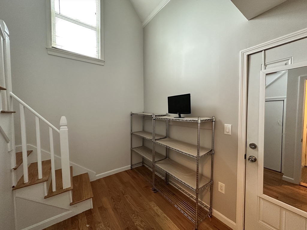 23 Tremont St # 23