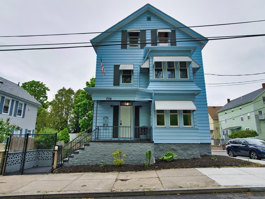204 Hood St