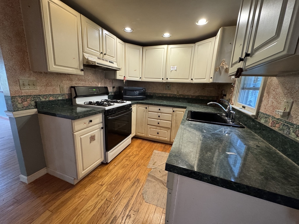 43 Morningside Path