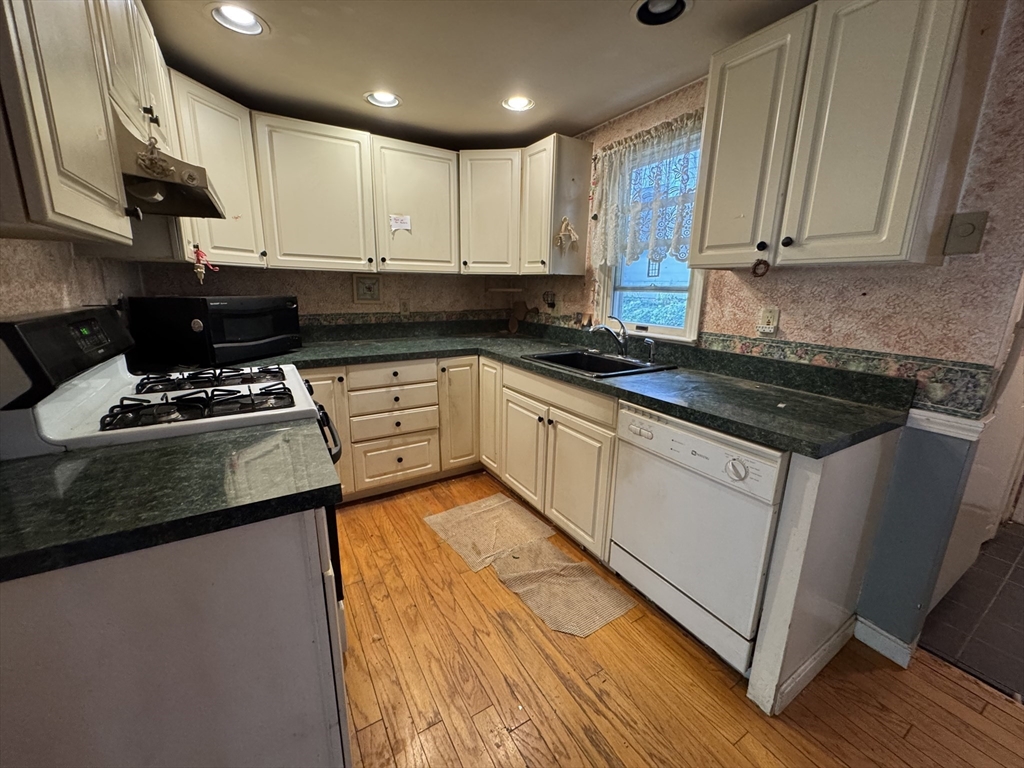 43 Morningside Path