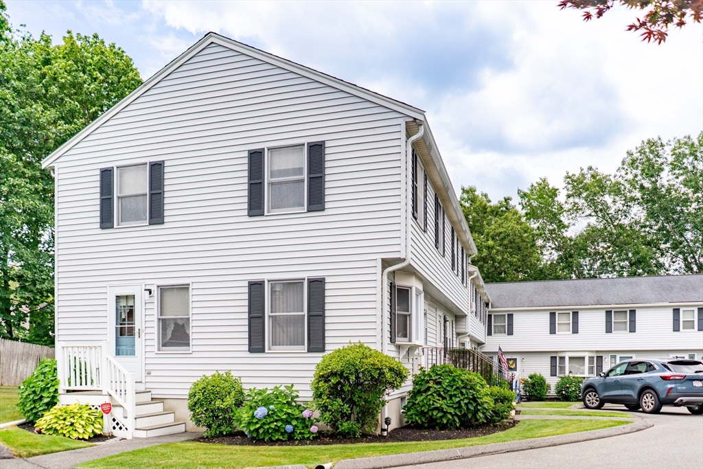 48 Revere St # 1