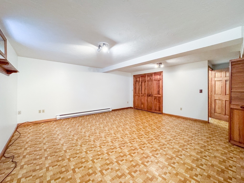 48 Revere St # 1