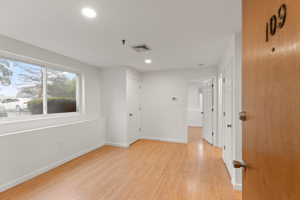35 Prospect St # 109