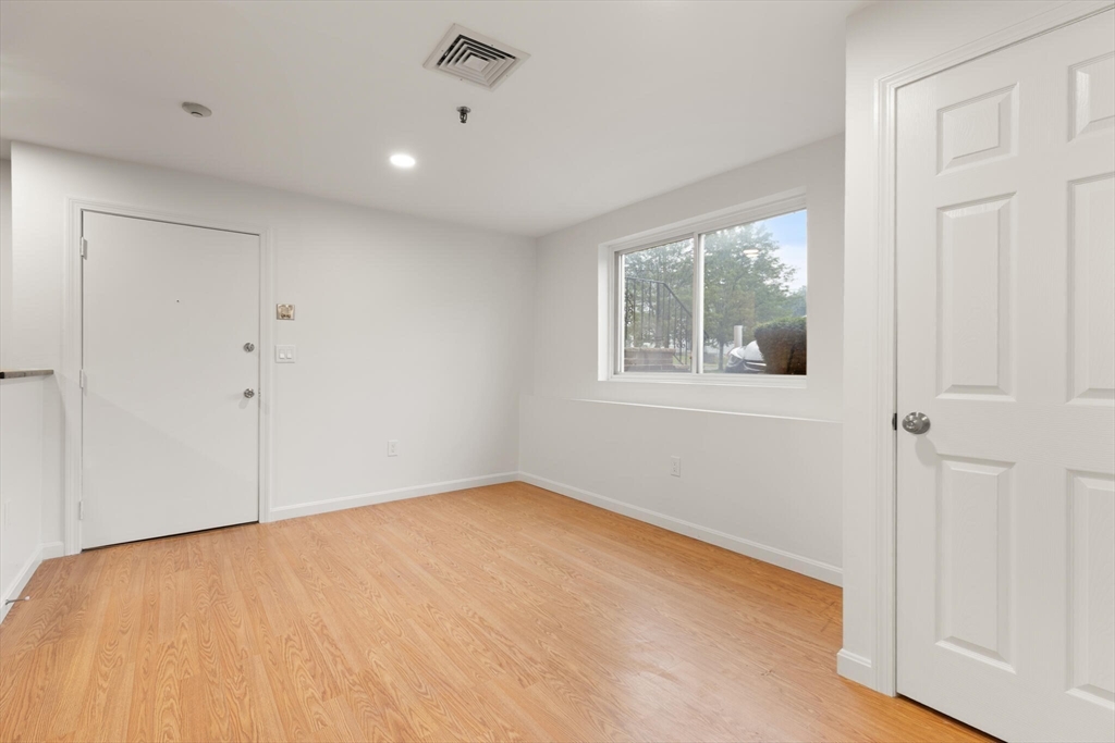 35 Prospect St # 109