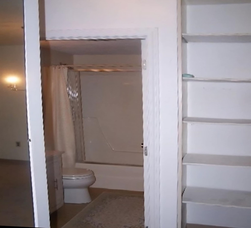 179 President's Lane # 1B