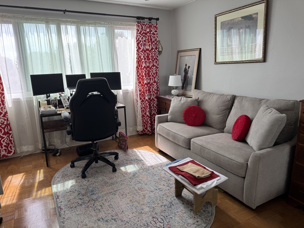 200 Cove Way # 819