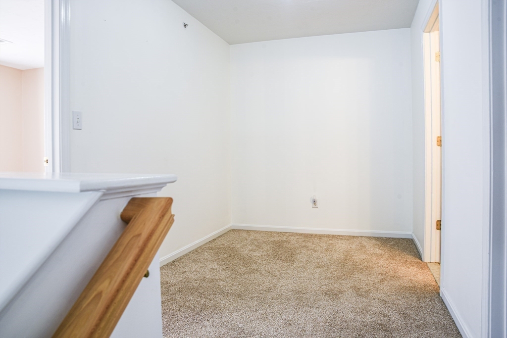715 Thayer St # 715