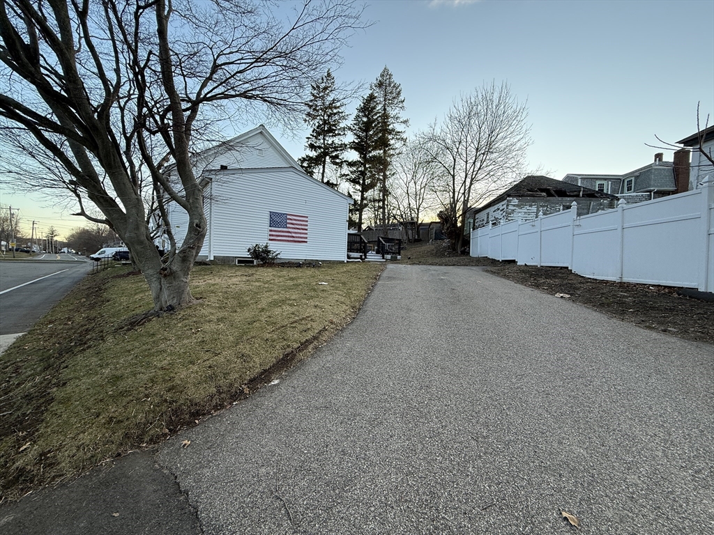 170 Neck St # 170