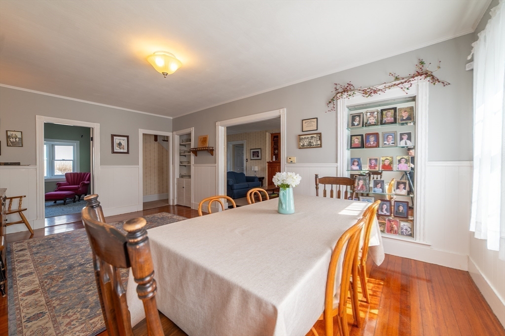18 Hobart St