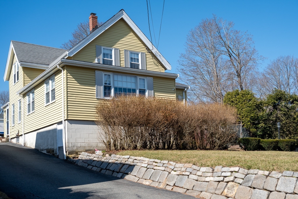 18 Hobart St