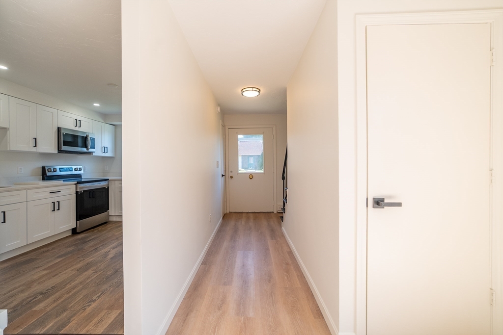 180 Main St # 2110