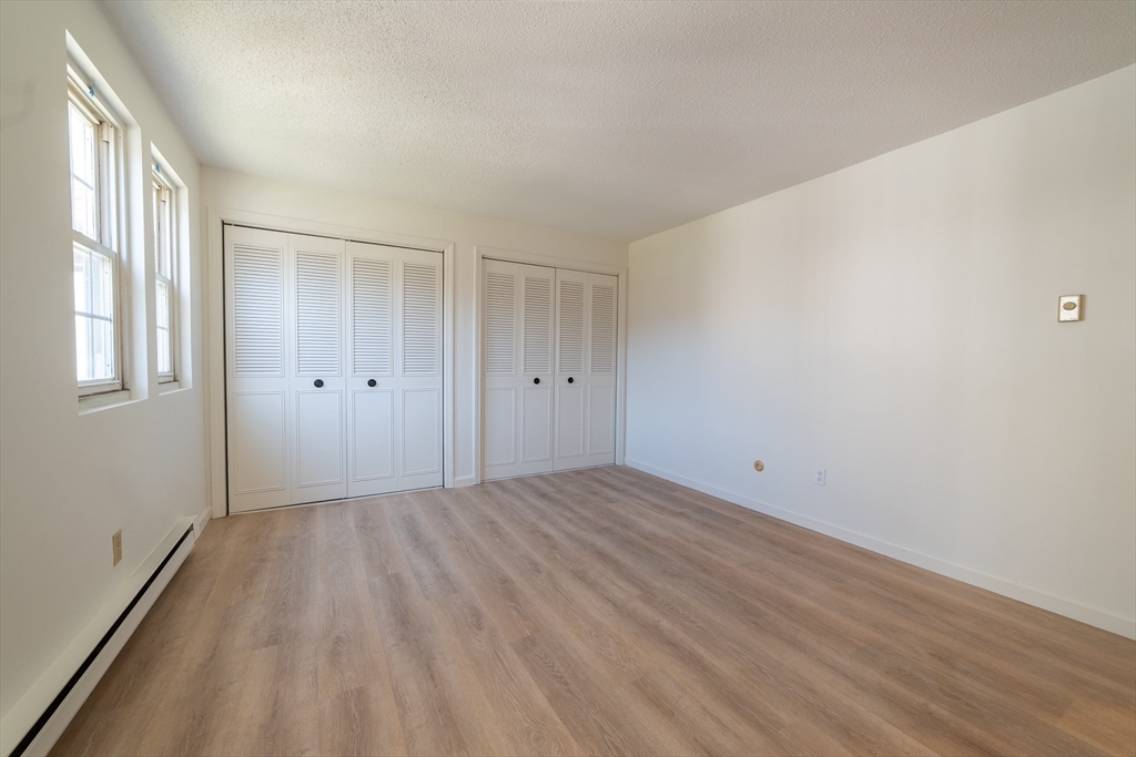 180 Main St # 2110