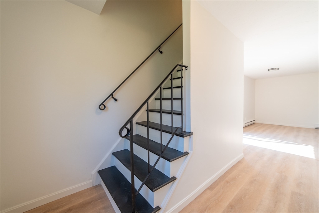 180 Main St # 2110