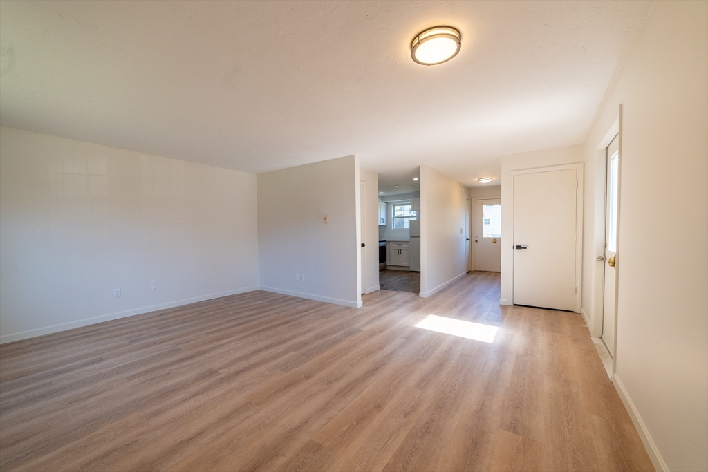 180 Main St # 2110
