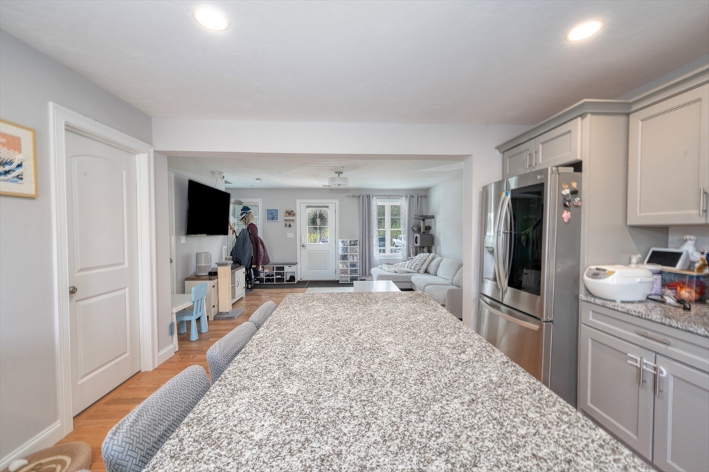 55 Plymouth St # G27