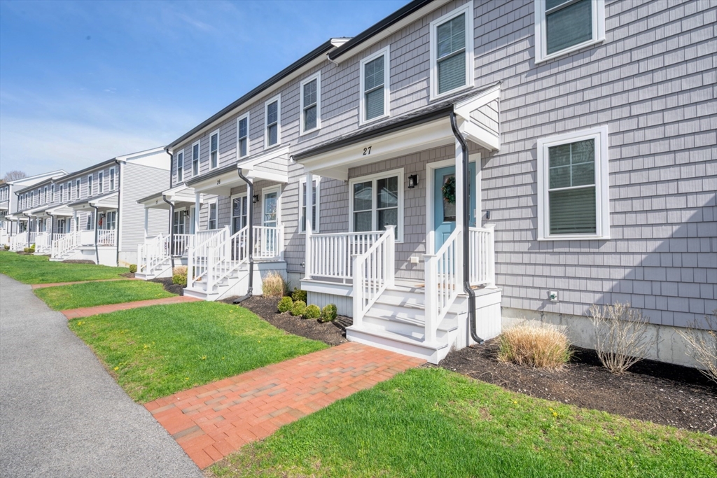 55 Plymouth St # G27